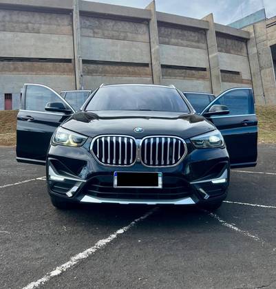 BMW X1 2.0 16V TURBO ACTIVEFLEX SDRIVE20I X-LINE 4P AUTOMÁTICO BMW X1 2.0 16V TURBO ACTIVEFLEX SDRIVE20I X-LINE 4P AUTOMÁTICO